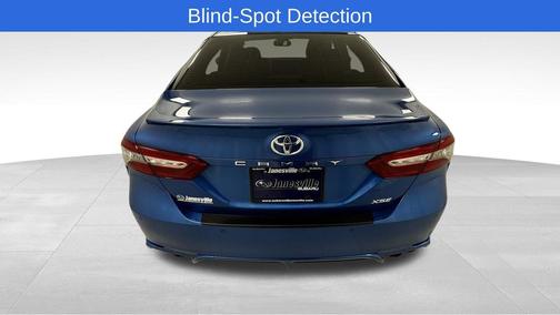 Blue Streak Metallic 2018 Toyota Camry XSE