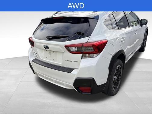 Crystal White Pearl 2022 Subaru Crosstrek Premium