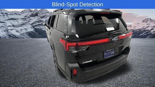 Crystal Black Silica 2026 Subaru Outback Touring XT