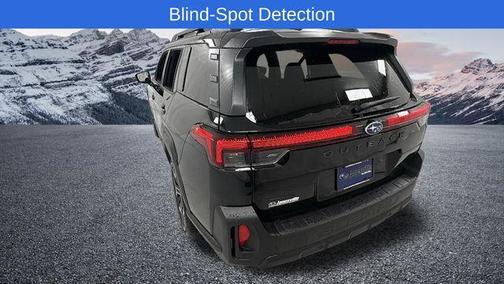 Crystal Black Silica 2026 Subaru Outback Touring XT