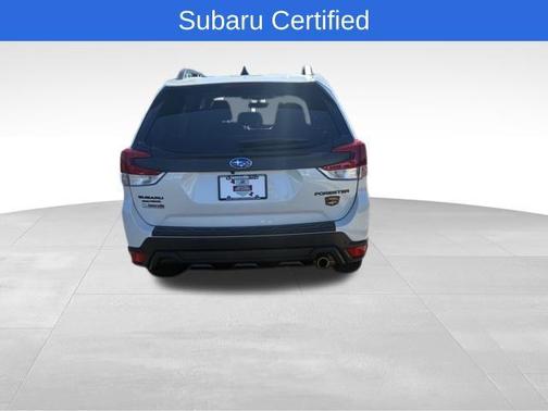 Crystal White Pearl 2024 Subaru Forester Wilderness