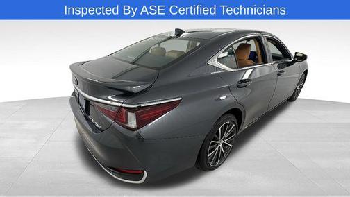 2024 Lexus ES 250 Base