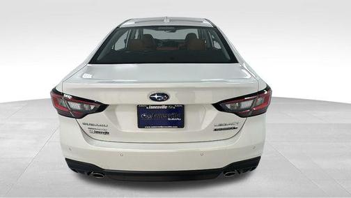 2022 Subaru Legacy Touring XT