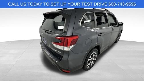 Magnetite Gray Metallic 2023 Subaru Forester Limited