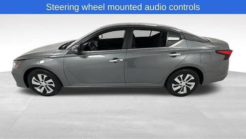 2023 Nissan Altima S FWD
