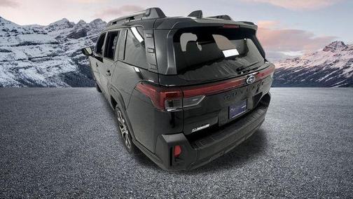 Crystal Black Silica 2026 Subaru Outback Touring XT
