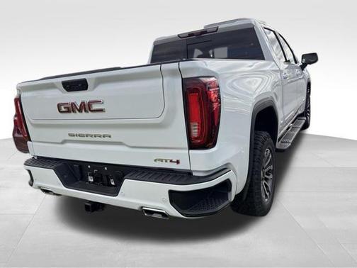 Summit White 2022 GMC Sierra 1500 AT4