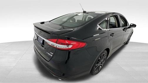 2018 Ford Fusion Hybrid SE