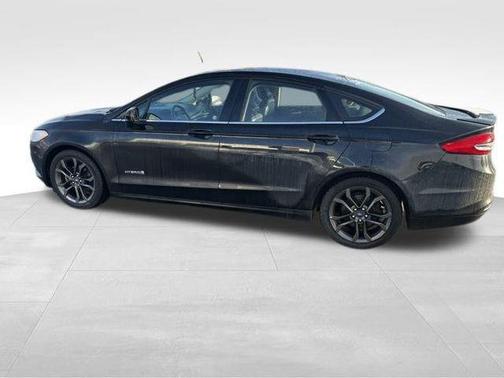 2018 Ford Fusion Hybrid SE