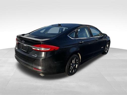 2018 Ford Fusion Hybrid SE