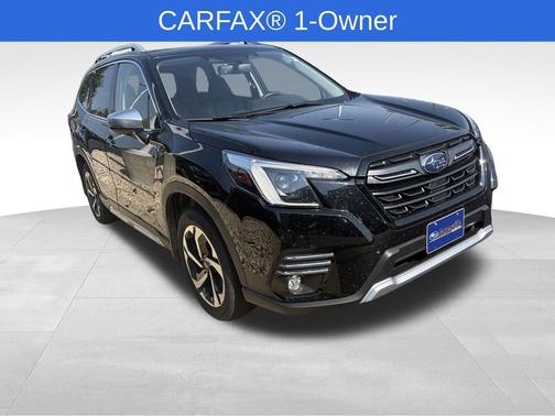 Crystal Black Silica 2023 Subaru Forester Touring
