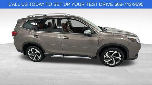 2023 Subaru Forester Touring