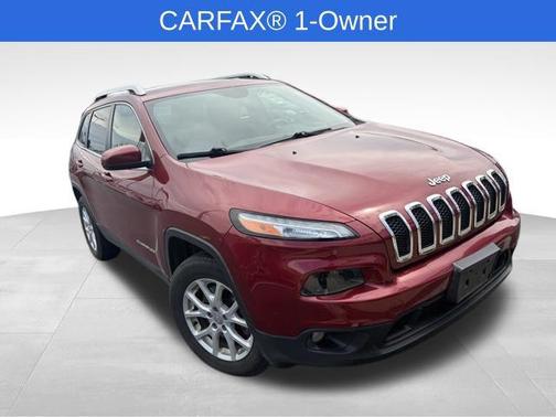 Deep Cherry Red Crystal Pearlcoat 2015 Jeep Cherokee Latitude