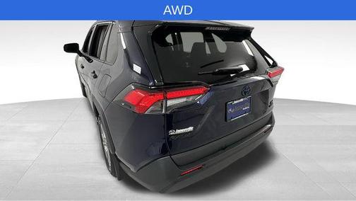 2022 Toyota RAV4 Hybrid XLE