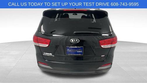 2018 Kia Sorento LX