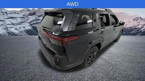 Crystal Black Silica 2026 Subaru Outback Limited