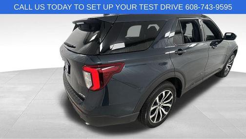 2023 Ford Explorer ST-Line