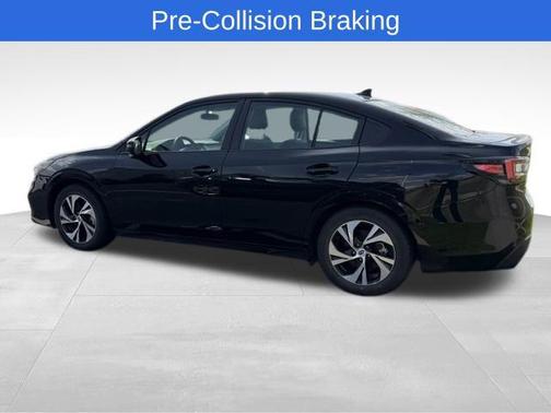 Crystal Black Silica 2025 Subaru Legacy Premium