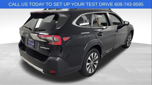Crystal Black Silica 2023 Subaru Outback Limited