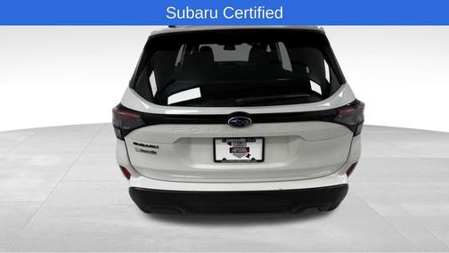 Crystal White Pearl 2025 Subaru Forester Premium