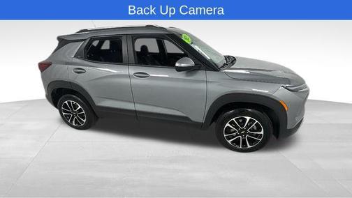 Sterling Gray Metallic 2025 Chevrolet Trailblazer LT