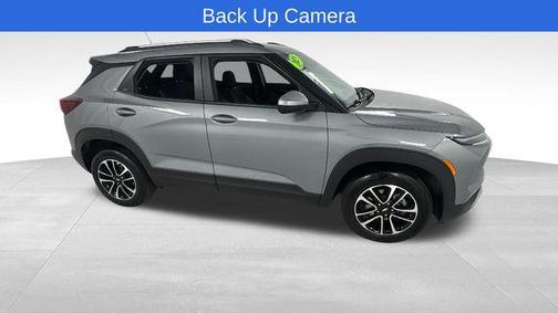 Sterling Gray Metallic 2025 Chevrolet Trailblazer LT