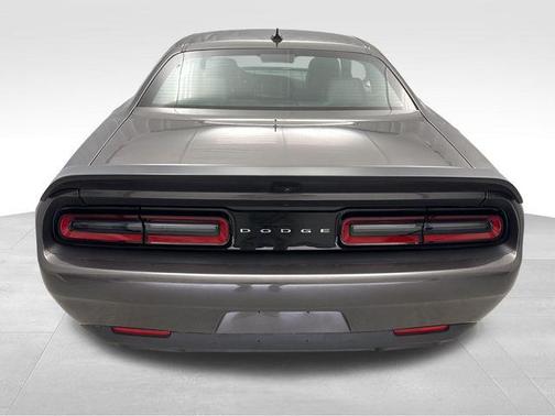 2022 Dodge Challenger R/T Scat Pack Widebody