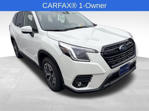 Crystal White Pearl 2024 Subaru Forester Premium