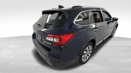 2018 Subaru Outback 2.5i Touring