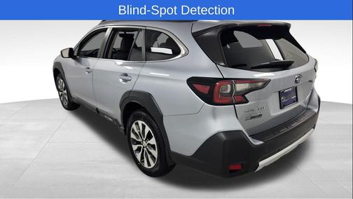 Ice Silver Metallic 2023 Subaru Outback Limited