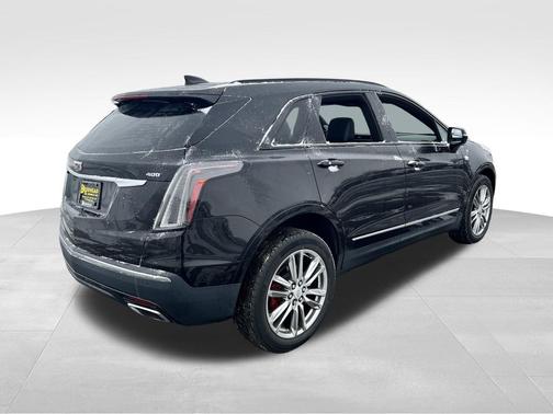 Stellar Black Metallic 2022 Cadillac XT5 Sport