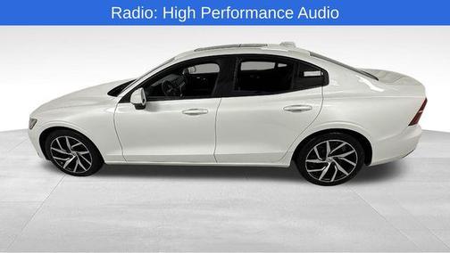 2020 Volvo S60 T5 Momentum