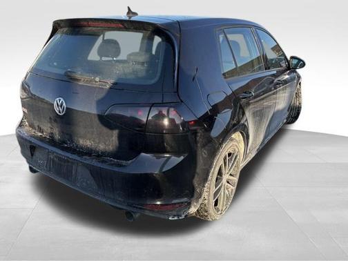 2017 Volkswagen Golf GTI 2.0T S 4-Door