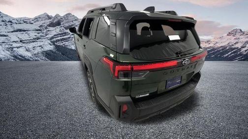 Deep Emerald Green Pearl 2026 Subaru Outback Touring