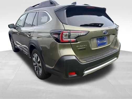 Autumn Green Metallic 2024 Subaru Outback Limited