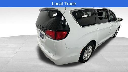 2018 Chrysler Pacifica Touring-L