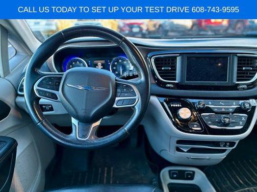 2018 Chrysler Pacifica Touring-L