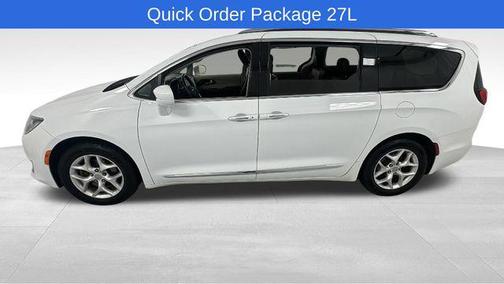 2018 Chrysler Pacifica Touring-L