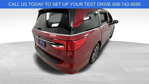 Radiant Red Metallic II 2024 Honda Odyssey EX-L