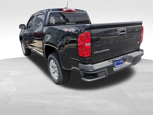 Black 2021 Chevrolet Colorado LT