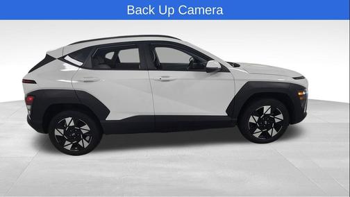 Atlas White 2024 Hyundai KONA SEL