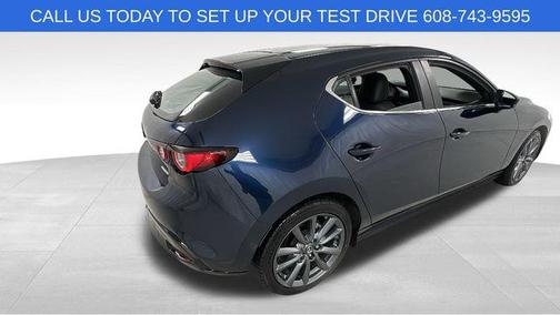 2022 Mazda Mazda3 FWD w/Preferred Package