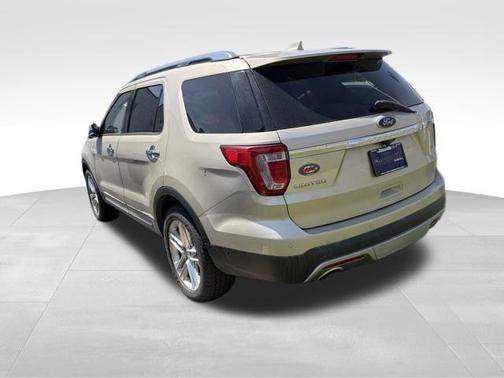 White Gold Metallic 2017 Ford Explorer Limited