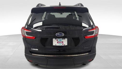 Crystal Black Silica 2025 Subaru Ascent Onyx Edition 7-Passenger