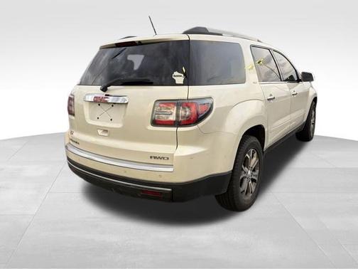 White Diamond Clearcoat 2013 GMC Acadia SLT-2