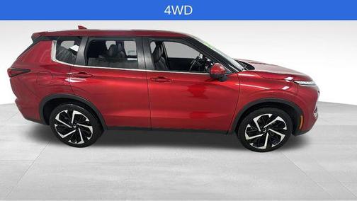 Black 2023 Mitsubishi Outlander SE 2.5 S-AWC