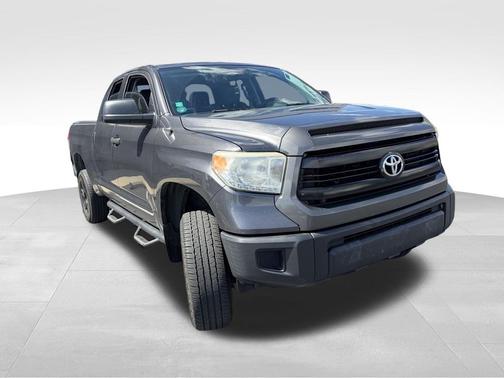 Magnetic Gray Metallic 2014 Toyota Tundra SR