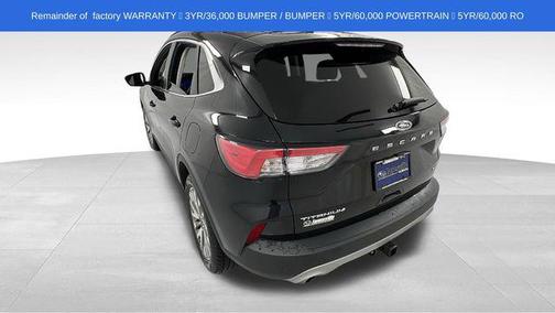 2022 Ford Escape Titanium