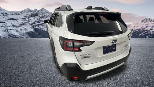 2025 Subaru Outback Touring XT