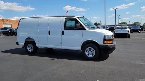 2025 Chevrolet Express 2500 RWD 2500 Regular Wheelbase WT